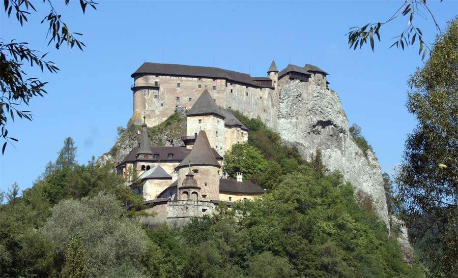 Orava castle