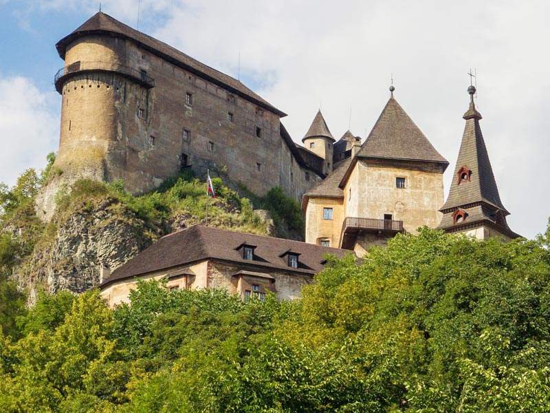 Orava castle