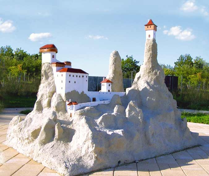 Sulov Castle - Park of miniatures