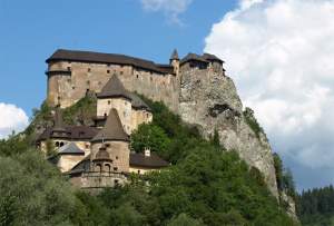 Orava castle